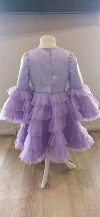 Нарядное платье для девочки