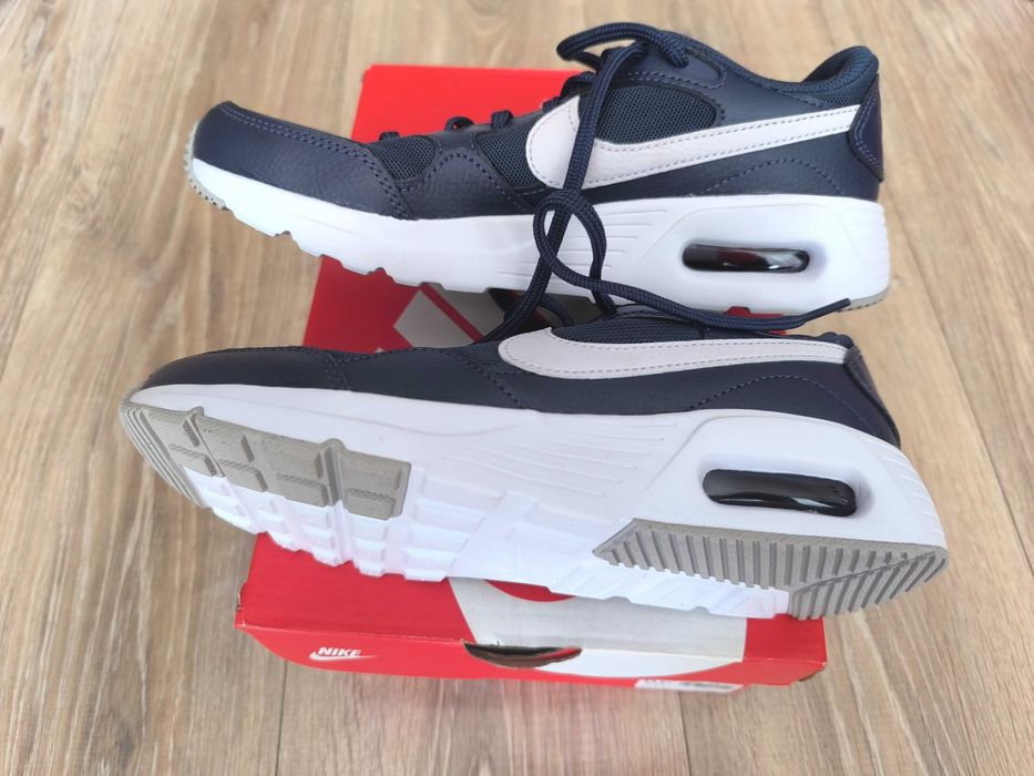 Нов Найк Nike air max 38.5номер маратонки сникърси