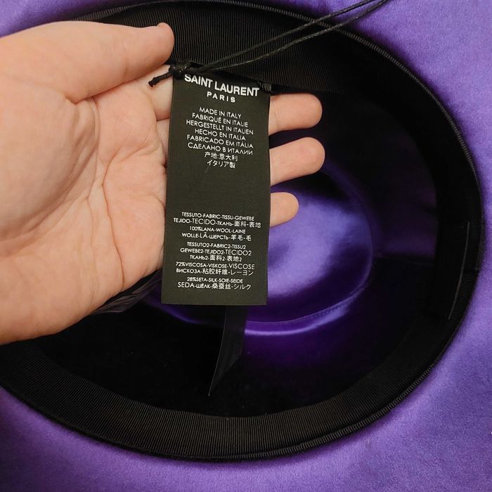 Шляпа новая SAINT L