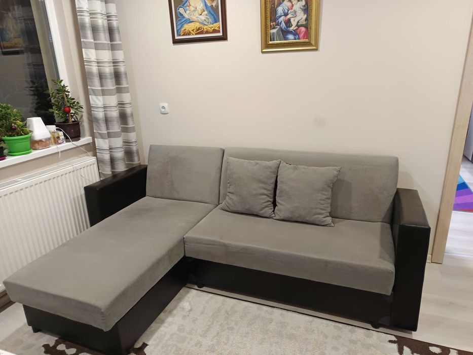 Продавам диван с опция за сън