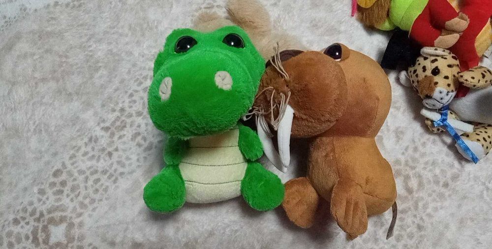 Голям лот Плюшени играчки