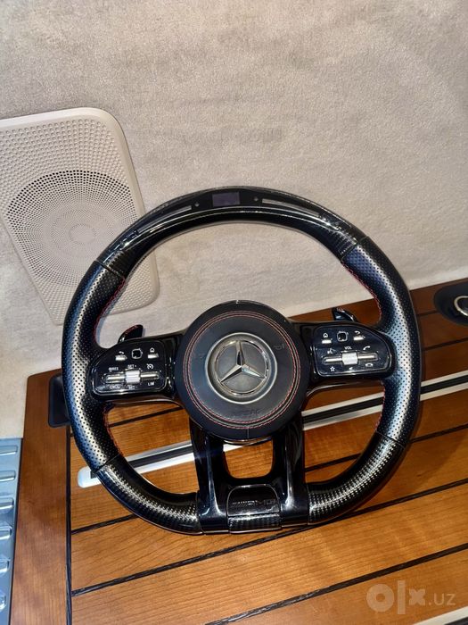 Rul carbon sportivniy