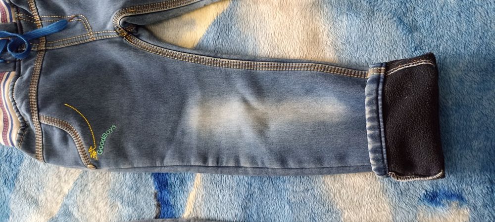 Джинсы на мальчика, на флисе