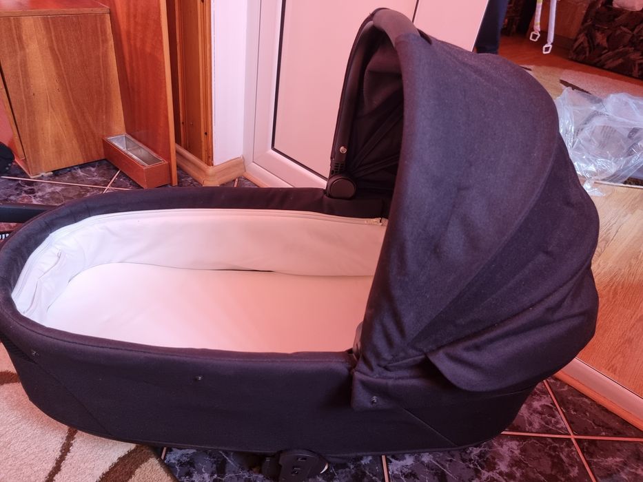 Vând cărucior cybex balios,stare exceptionala