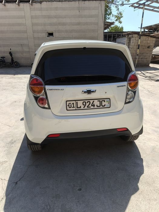 Chevrolet Spark sotiladi