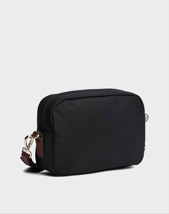 Продам сумку Tommy оригинал