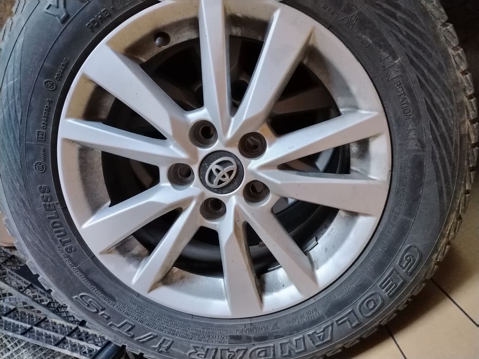 Диски камри отличный