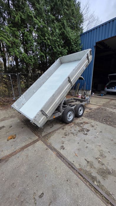Remorcă basculabilă 307x157
