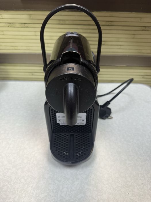 Кафемашина Nespresso Inissia