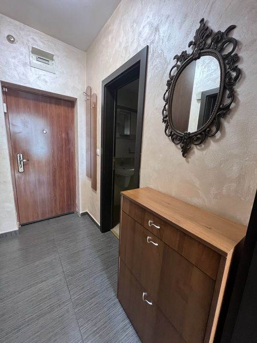 Давам под наем двустаен апартамент в Кръстова вада