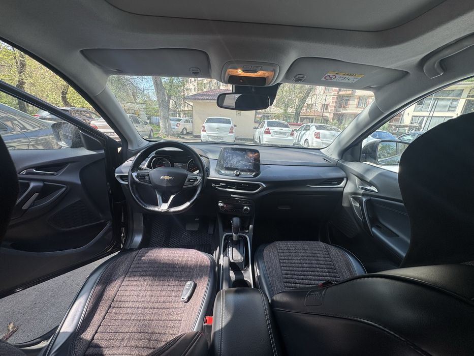 Tracker 2 Premier ideal sotiladi