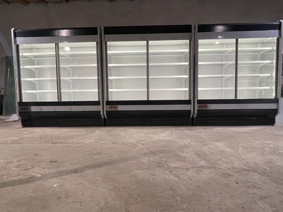 Витрина холодильник
