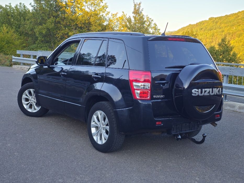 Suzuki Grand Vitara:2013 " 4x4"  Euro 5