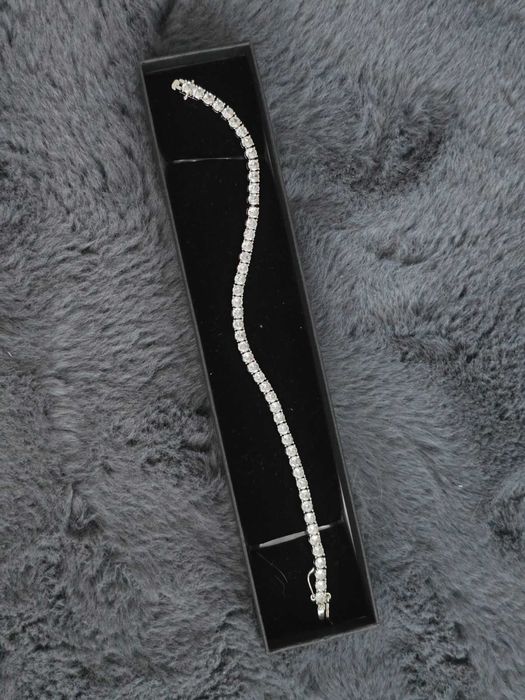 Сребърна гривна 925, с моисанит/мойзанит/, сертификат, дължина 21 см