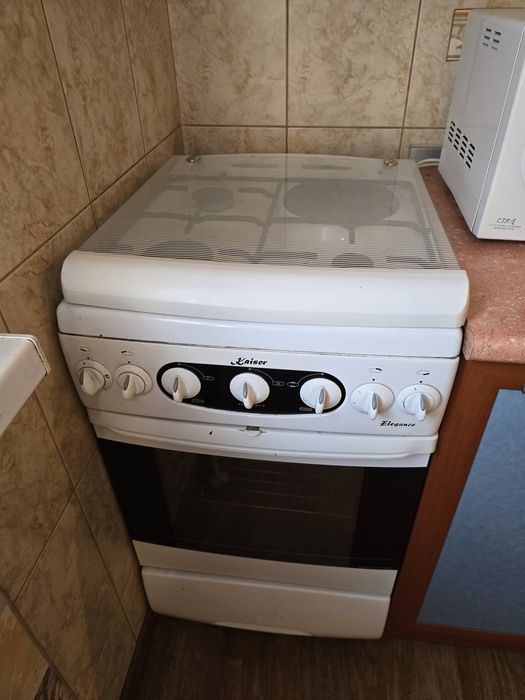 Газовая плита  kaiser