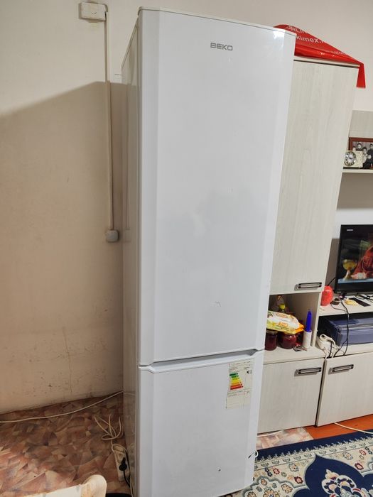 Холодильник рабочий