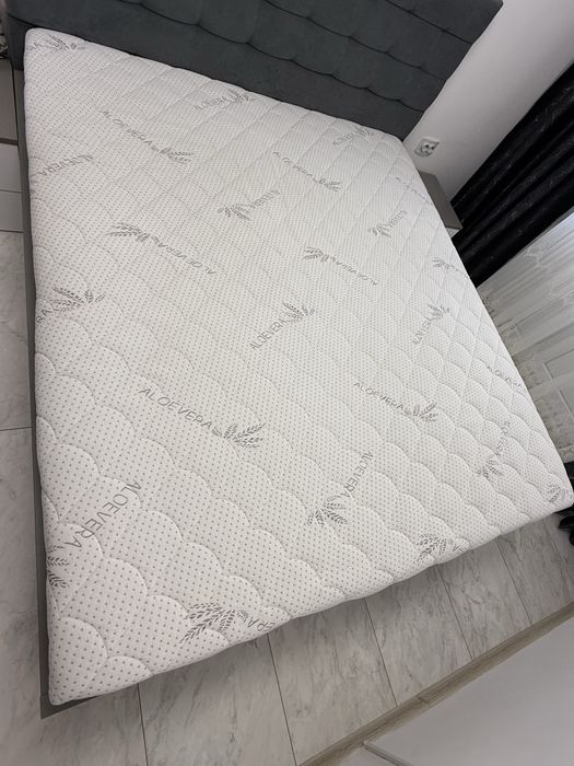 Vand saltea aloe vera in stare noua