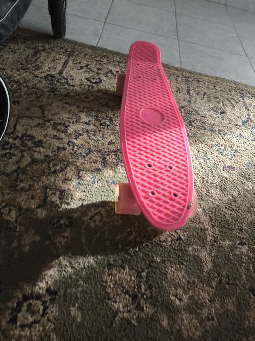 Скейт розовый б/у
