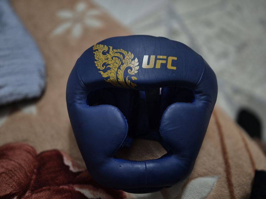 Шлем для бокса...