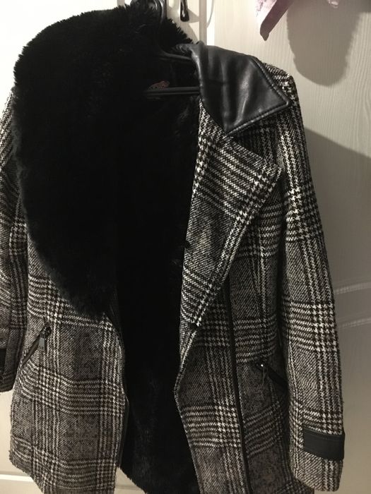 Продам пальто теплый