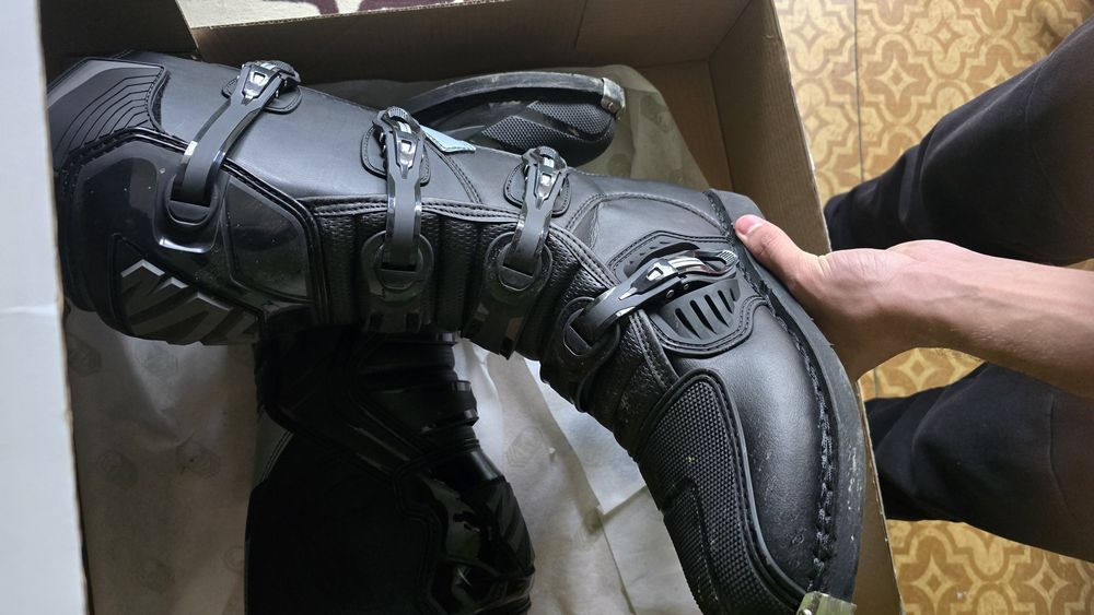 Мото крос Ботуши 44