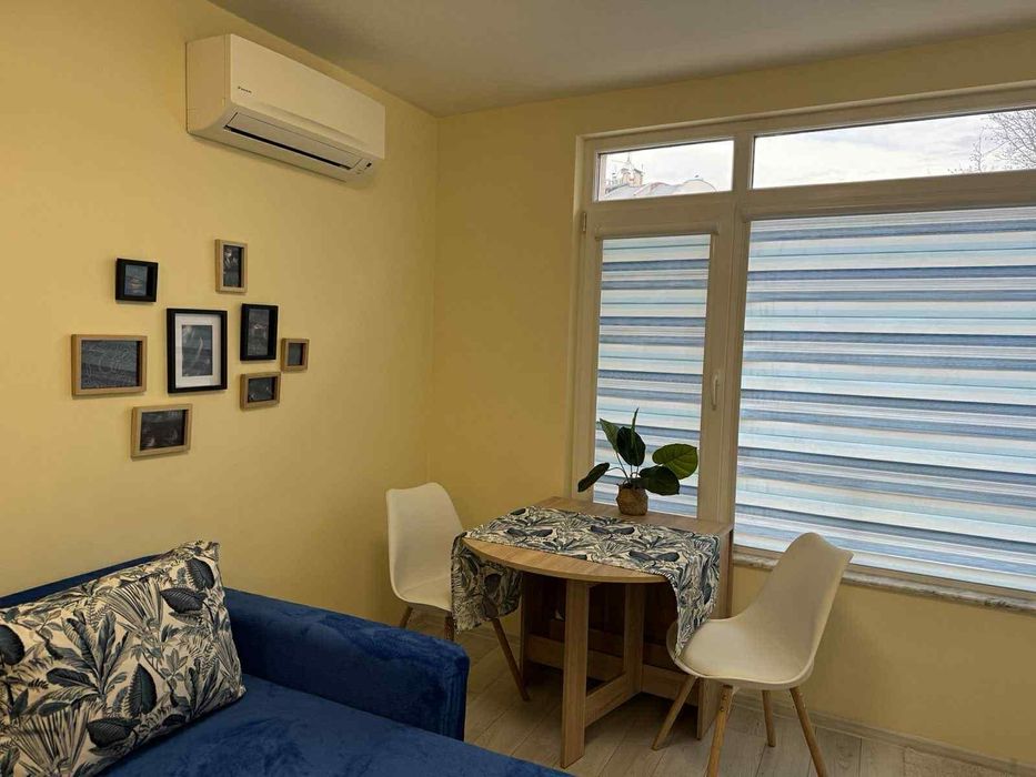 Дава се под наем Двустаен апартамент в Пловдив, Каменица 1 - 58 кв.м за 561 € - Снимка #2