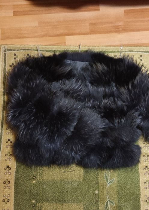 Jacheta Haina blana naturala 100% noua marimea 40 pt L-XL deosebit gri