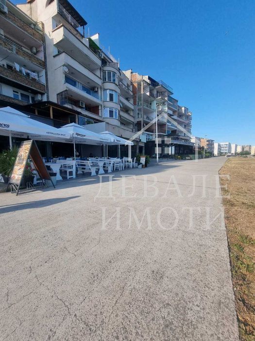 Първа Линия на Морето