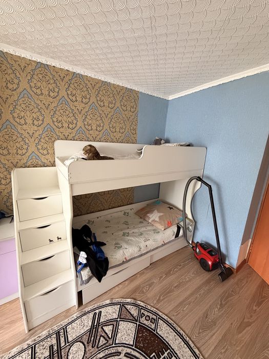 Продам детскую 2х ярусную