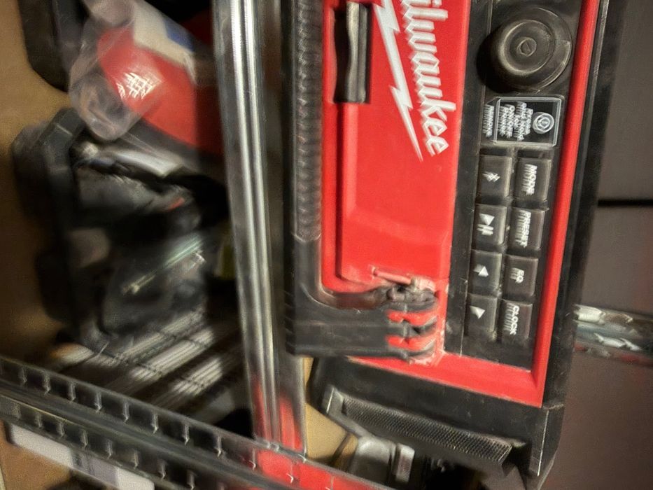 Milwaukee M18 packout Radio