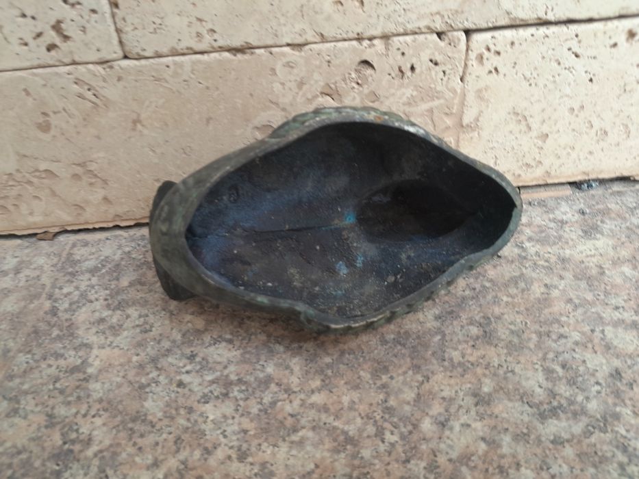 Rată  foarte  veche din bronz,