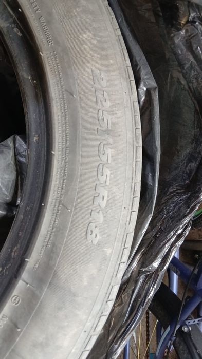Продам б/шыны 225/55 R18