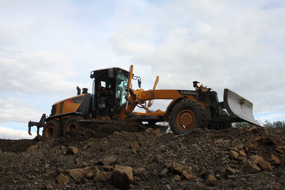 Продам автогрейдер LiuGong