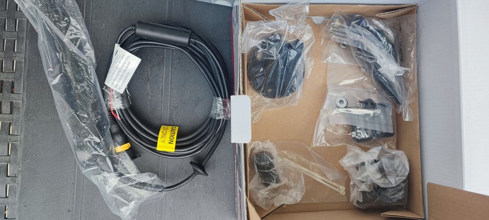 Сонар за лодка за захранка Raymarine wifish  wi-fi