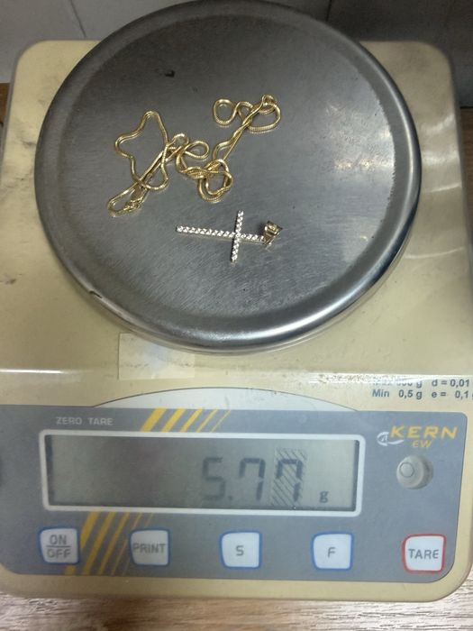 Lantic de aur 14k cu cruciulita