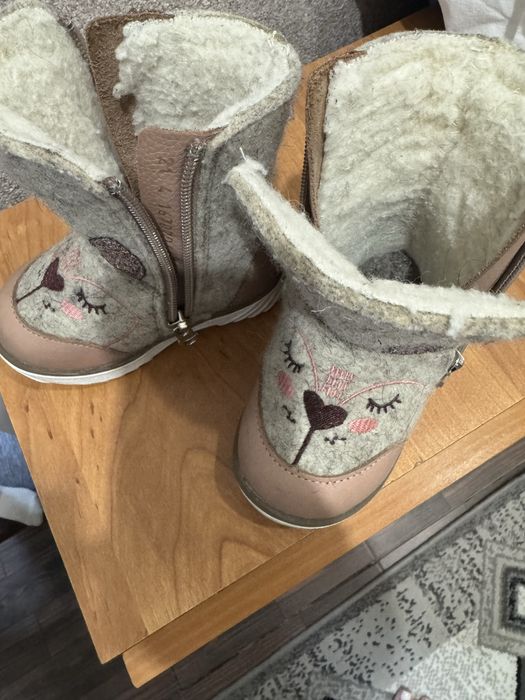 Продам валенки для девочки котофей,в хорошем состояние