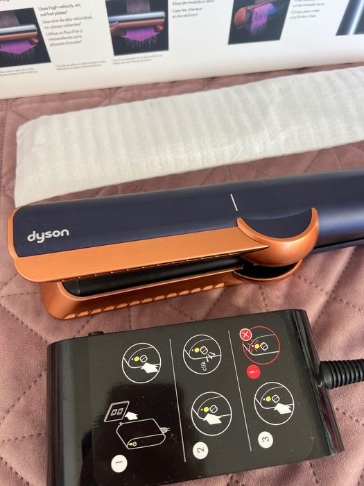 Сешоар Dyson Airstrait