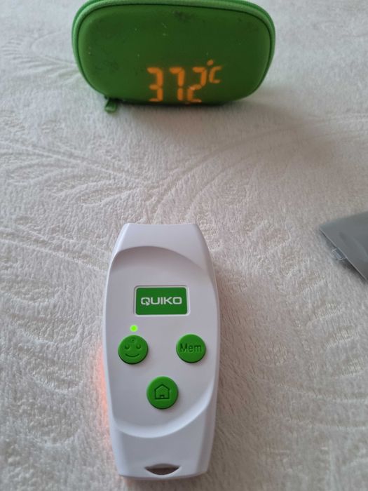 Безконтактен термометър Quiko.