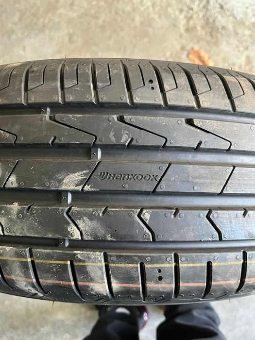 Продавам гуми Hankook 205/65/15
