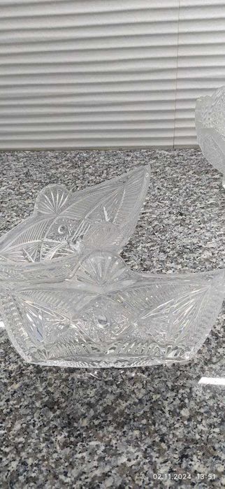 Продам хрустальные вазочки. Не использованные. Цена - 15 000 за штуку