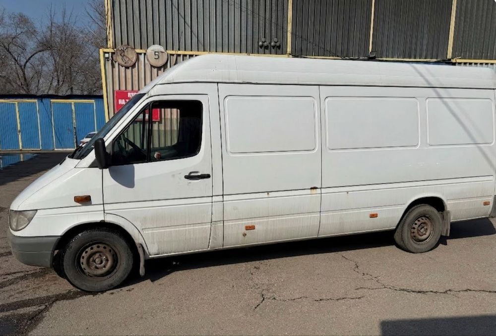 Mercedes-Benz Sprinter