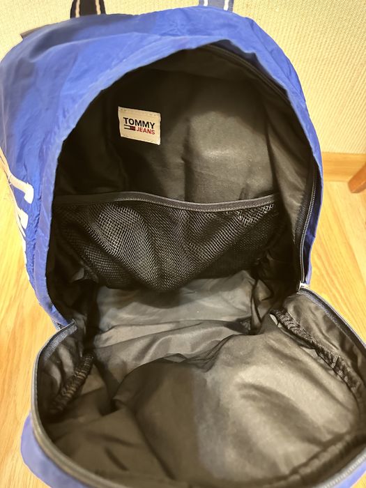Продам рюкзак Tommy