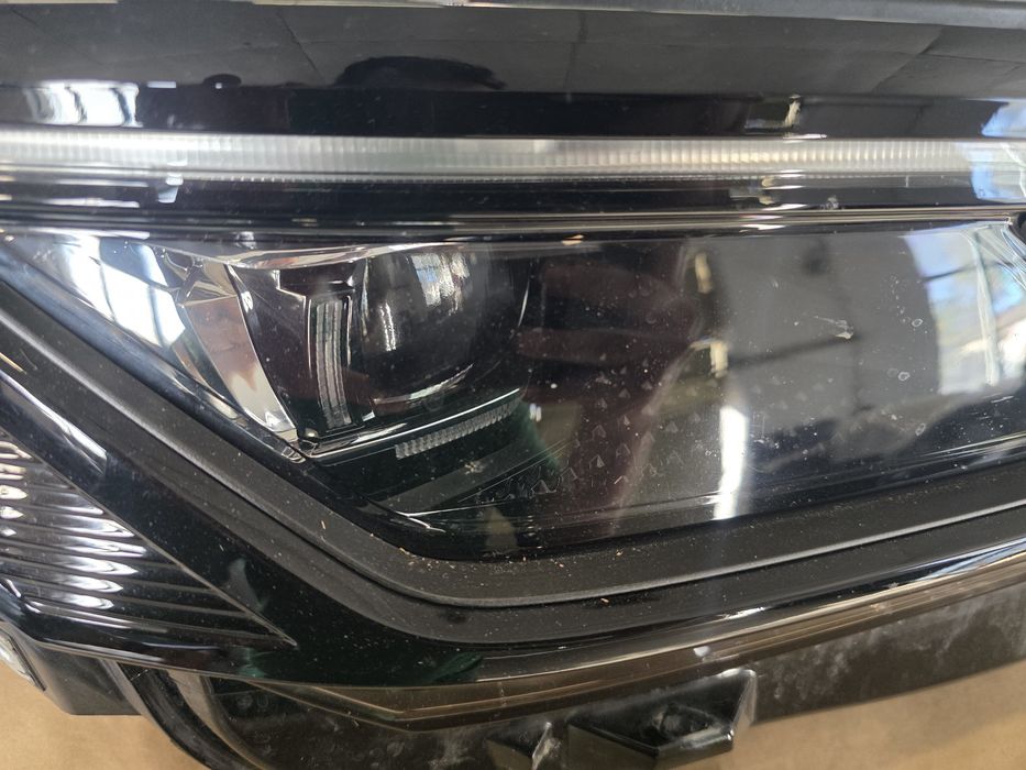 VW Touareg 3 18-23 Full Led Matrix R Line десен фар