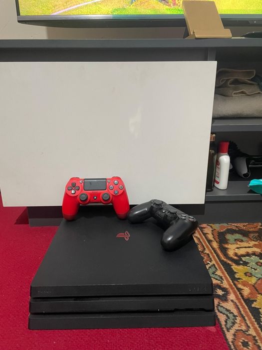 Продам плестейшн 4