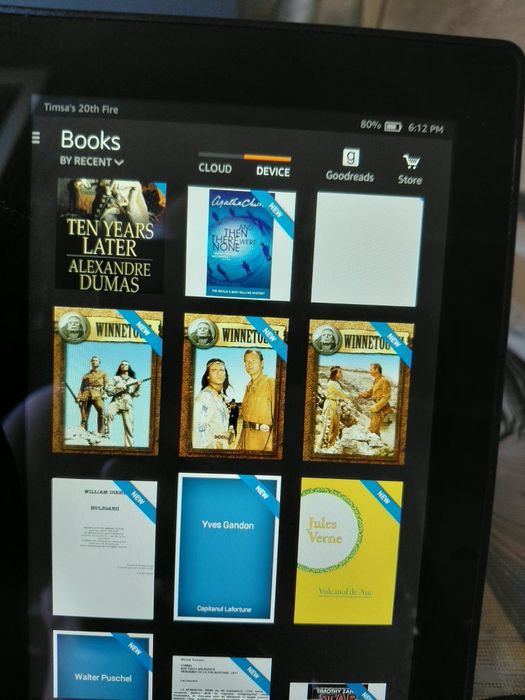 Vind Amazon fire generația 3 cu peste 2300 de cărți în limba română