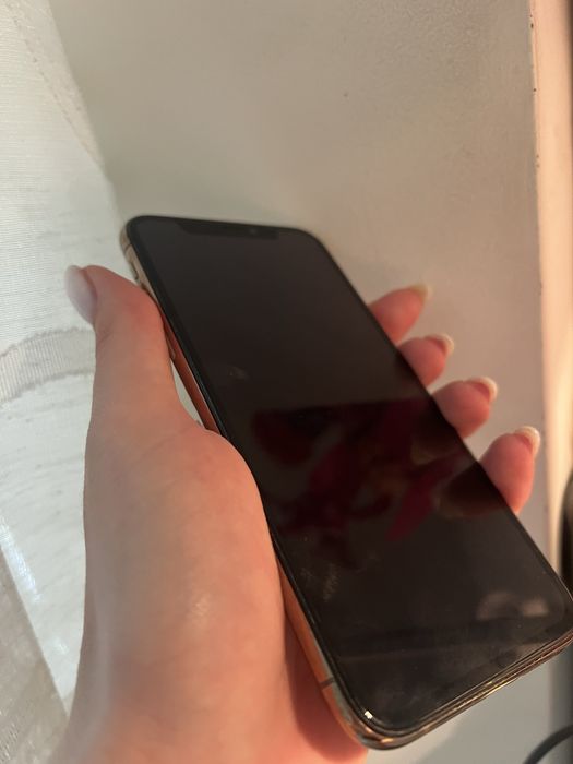 Iphone XS 64 GB в перфектно състояние