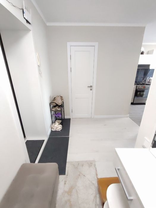 Продается 3-комн (4-76, 2 эт)