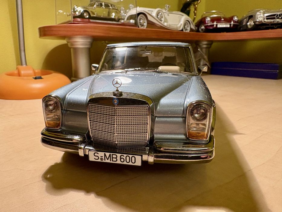 Macheta 1:18 Mercedes SWB