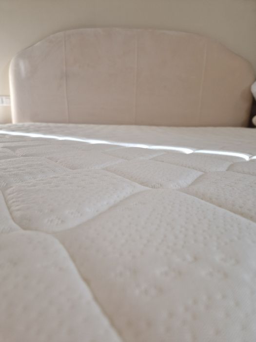 Двулицев матрак Тед 180