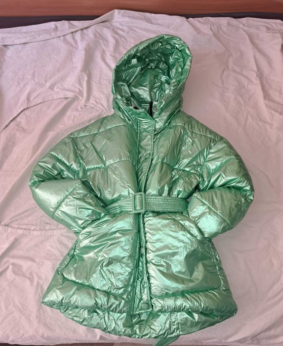 Дамско, яке в оригинален зелен цвят